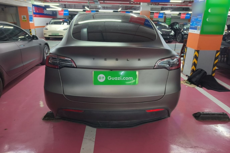 Tesla Model Y 2022 #6 Tesla Model Y 2022 car image #6