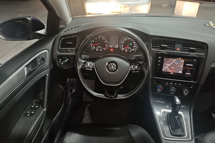 Volkswagen Golf 2020 #11 Volkswagen Golf 2020 car image #11