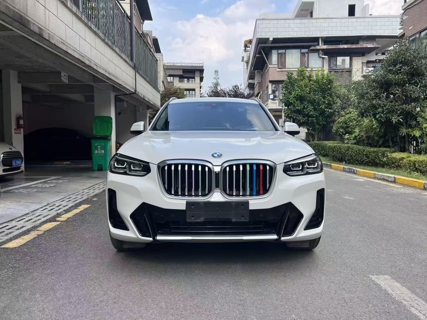 BMW X3 2023 #2 BMW X3 2023 car image #2