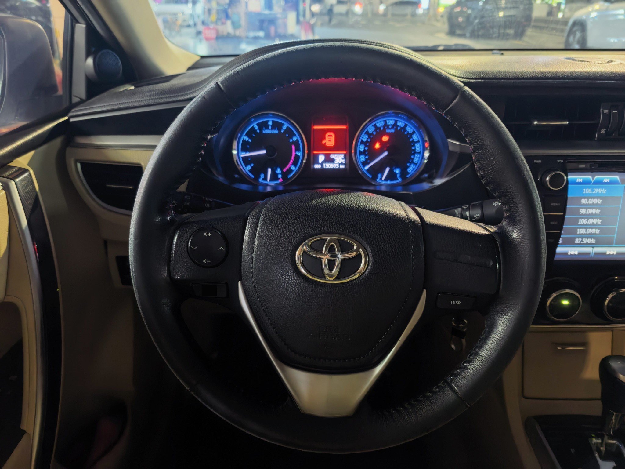 Toyota Corolla 2014 #5 Toyota Corolla 2014 car image #5