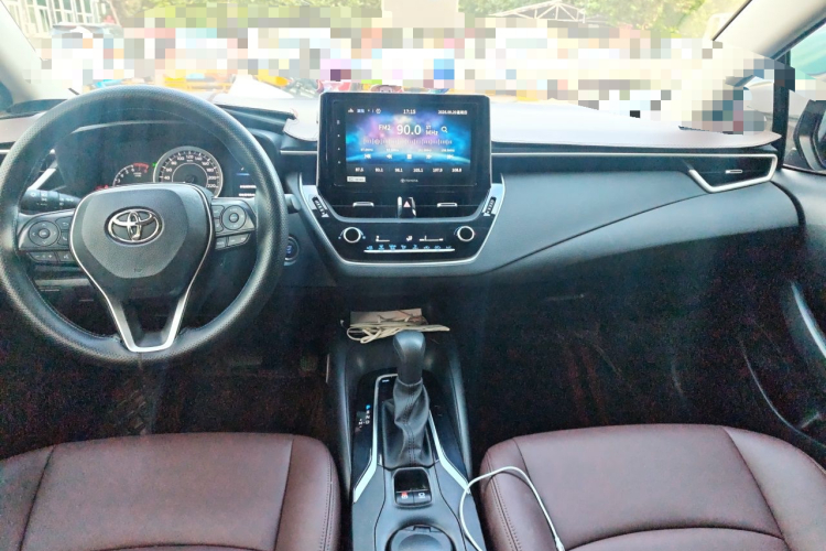Toyota Corolla 2020 image de voiture #17