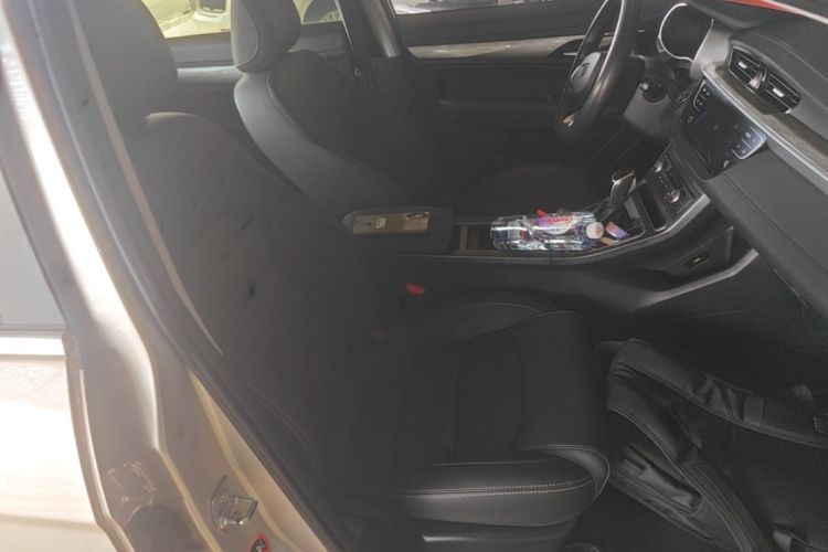 GEELY Emgrand 2019 car image #22