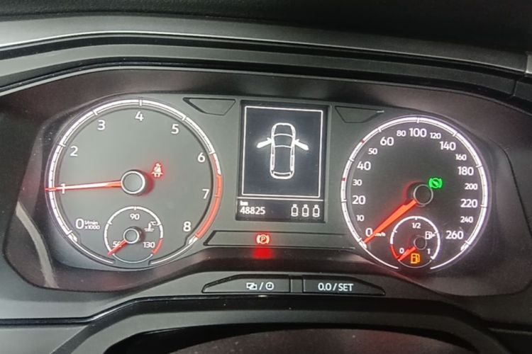Volkswagen Polo 2022 car image #12