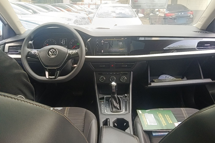 Volkswagen Lavida 2020 صورة سيارة #11