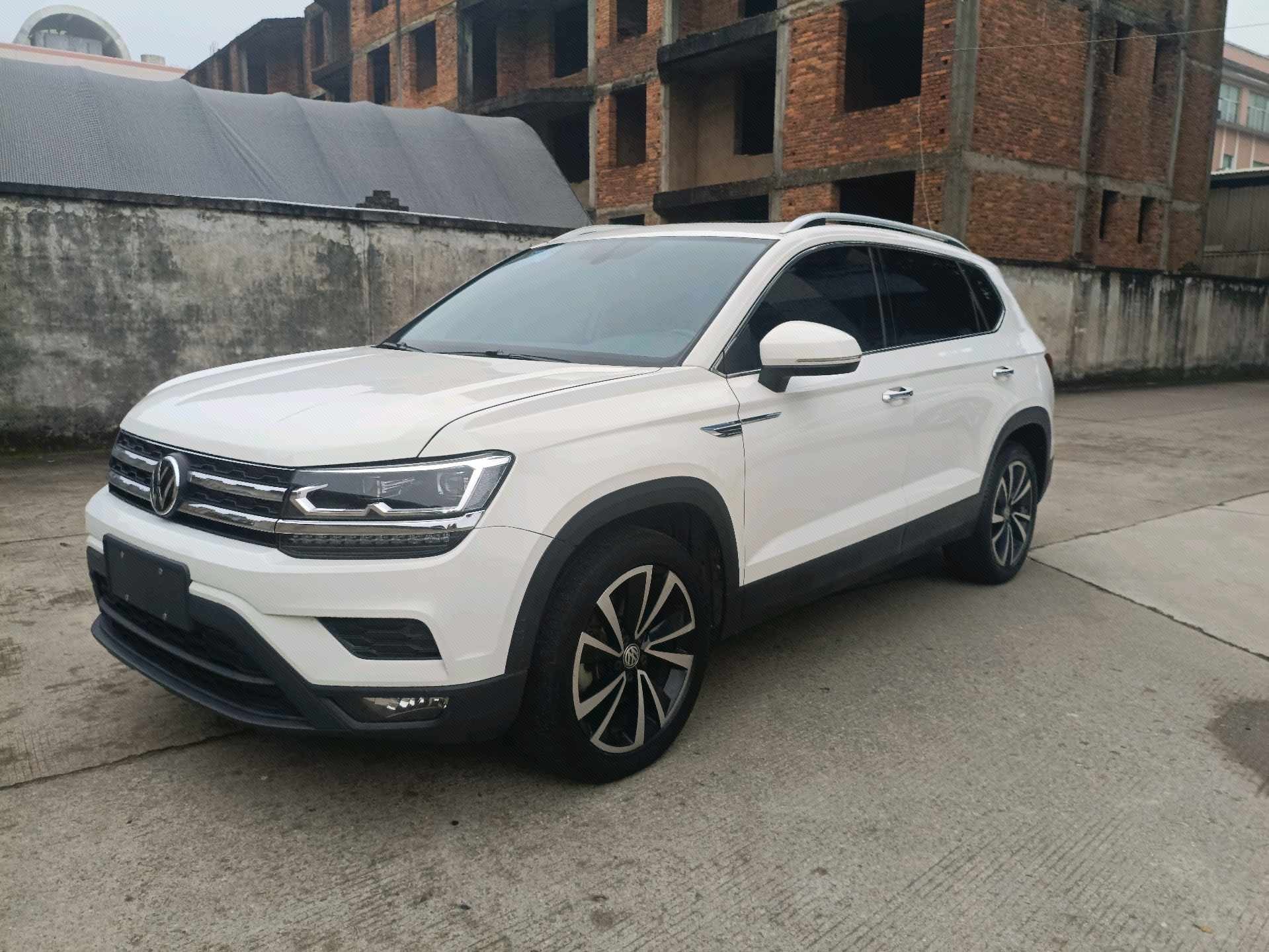 2018 2018 car image