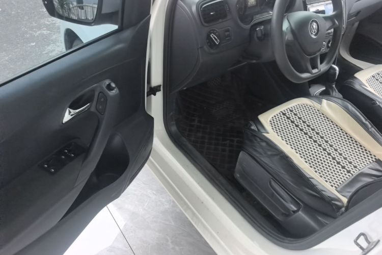 Volkswagen Polo 2018 #16 Volkswagen Polo 2018 car image #16