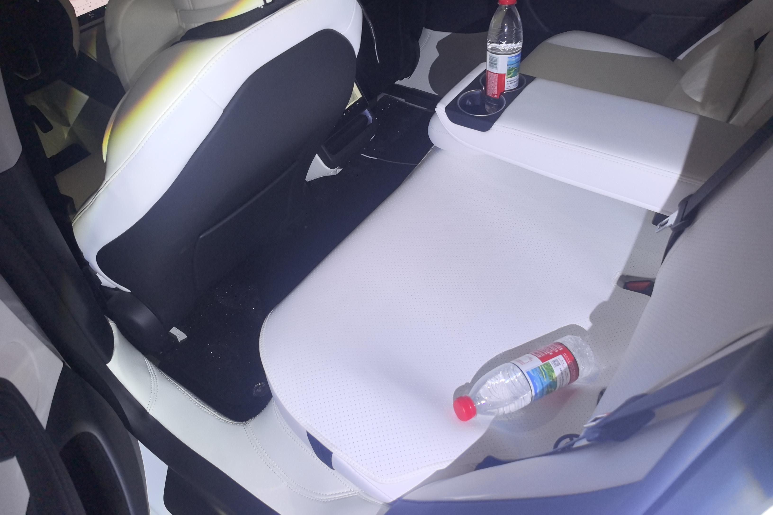 Tesla Model 3 2026 #7 Tesla Model 3 2026 car image #7