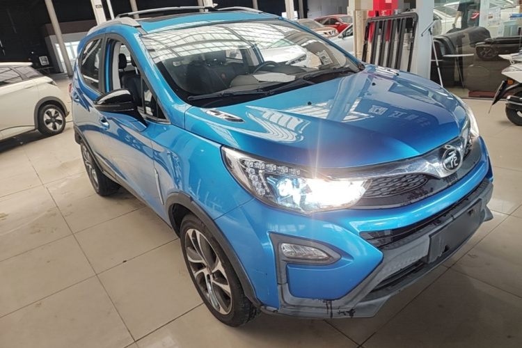 BYD Yuan 2016 #4 BYD Yuan 2016 car image #4