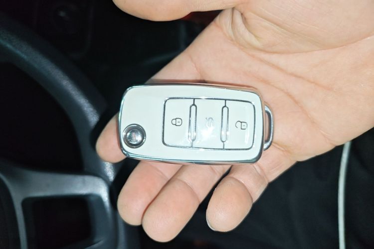 Volkswagen Santana 2018 car image #9