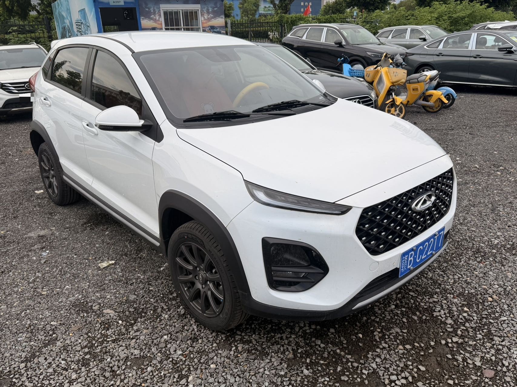 Chery Tiggo 3x 2024 car image #3