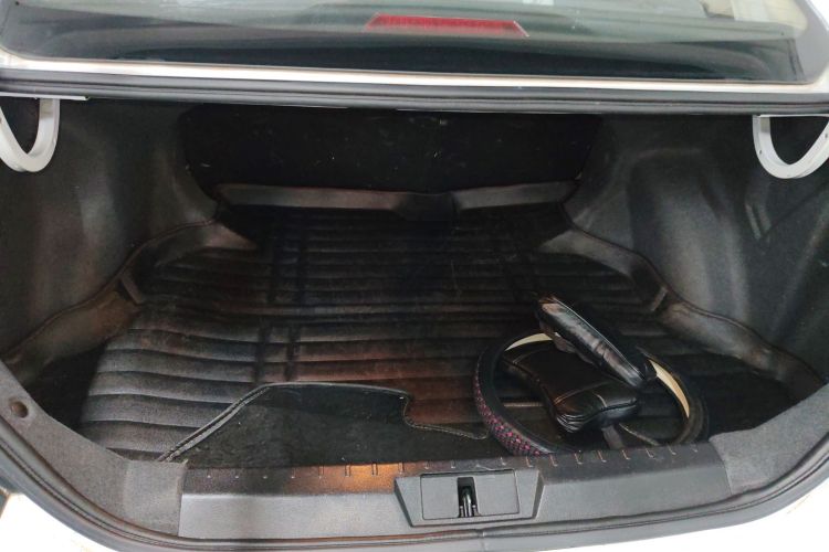 GEELY Emgrand 2017 immagine di auto #21