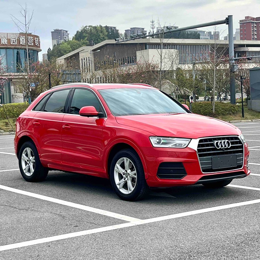 Audi Q3 2016 car image #3