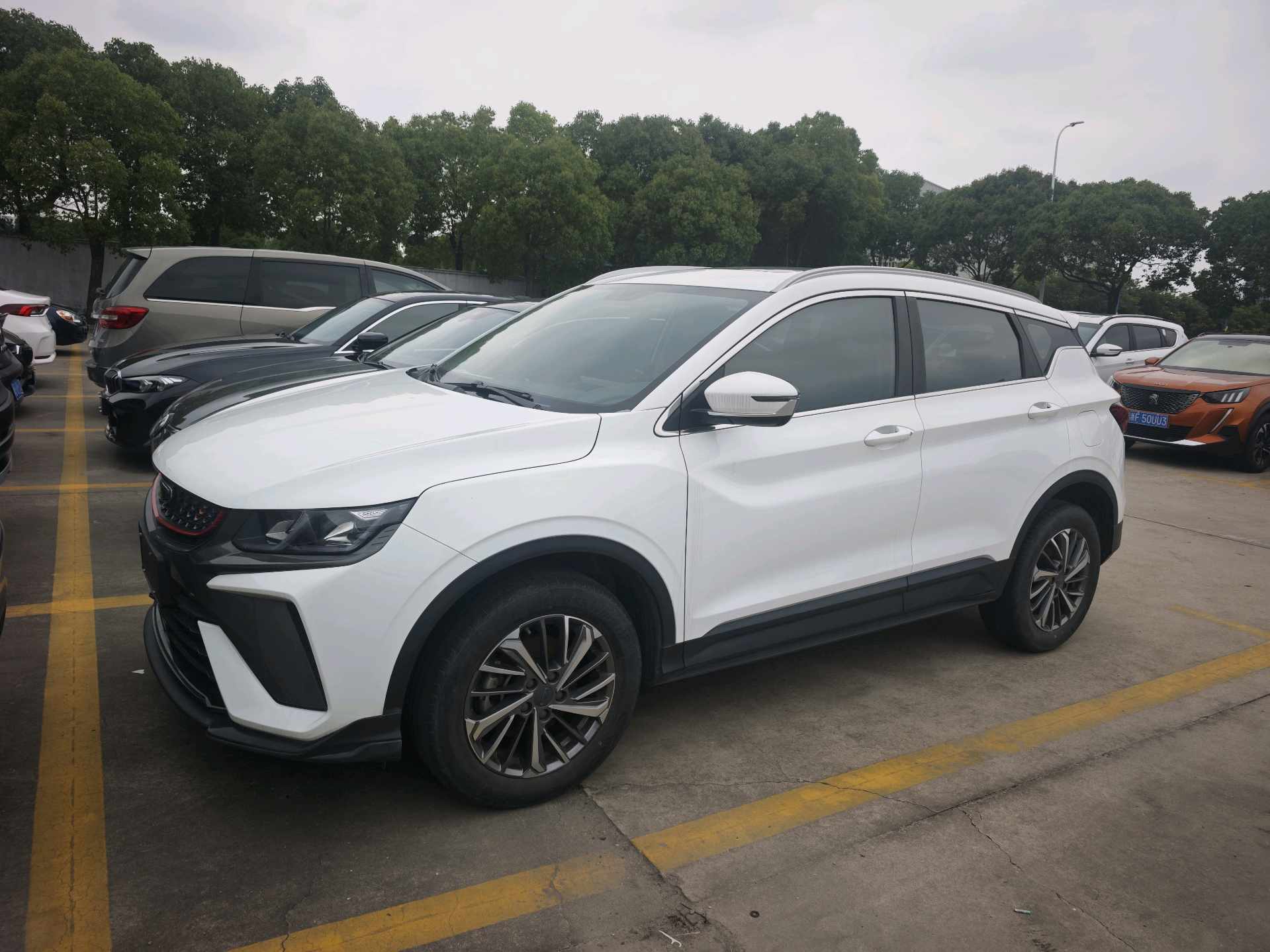 GEELY Coolray 2024 GEELY Coolray 2024 car image