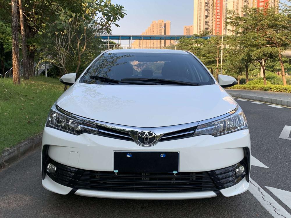 Toyota Corolla 2017 immagine di auto #2