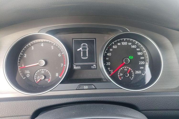 Volkswagen Golf 2016 car image #12