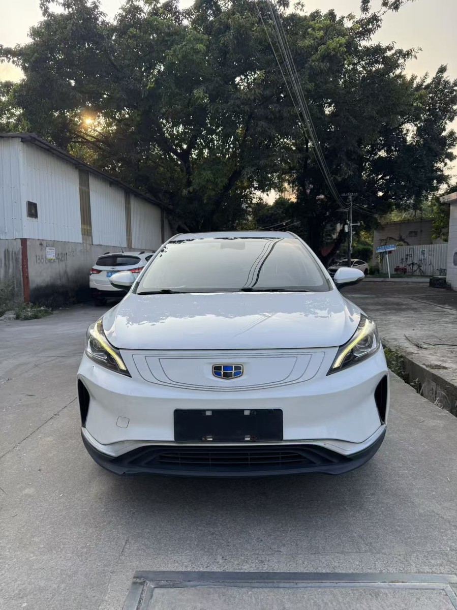 GEELY Emgrand GSe 2019 #2 GEELY Emgrand GSe 2019 imagem de carro #2