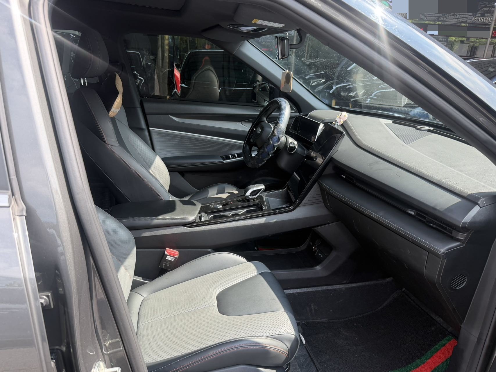 GEELY Boyue 2023 #4 GEELY Boyue 2023 car image #4
