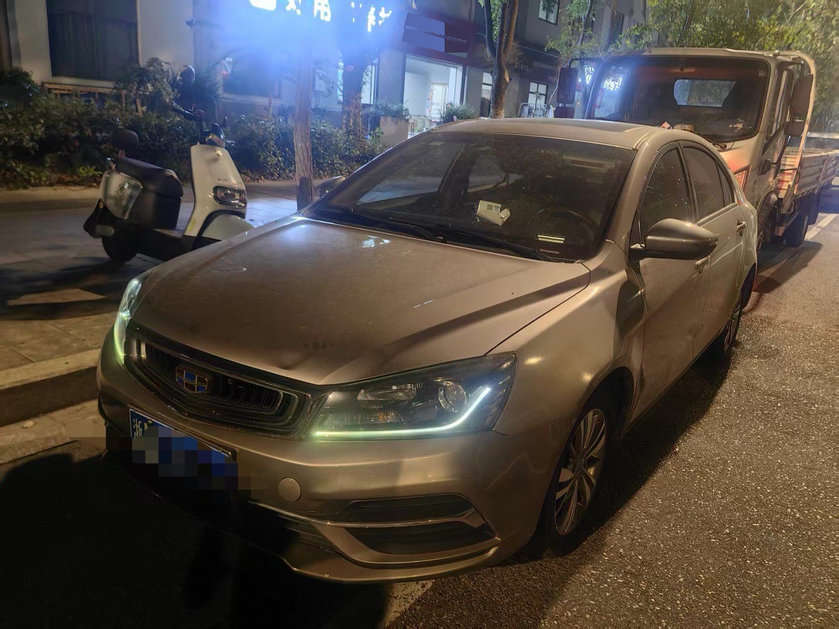 GEELY Emgrand 2018 car image 