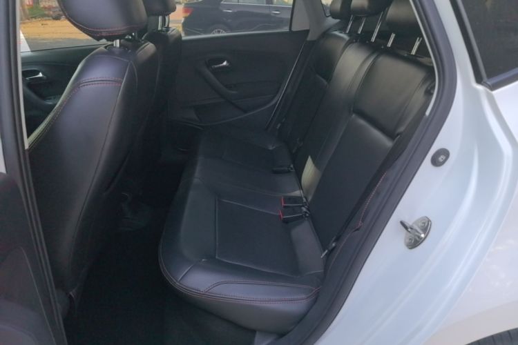 Volkswagen Polo 2018 #17 Volkswagen Polo 2018 car image #17