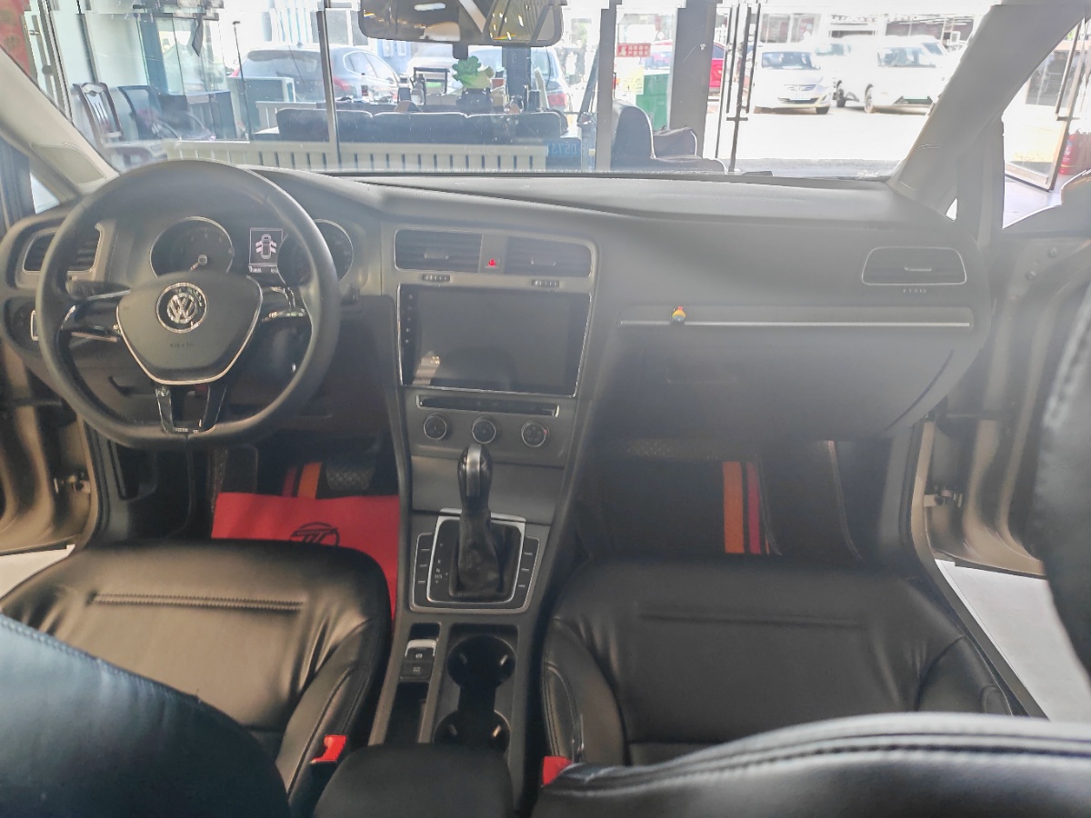 Volkswagen Golf 2016 car image #13