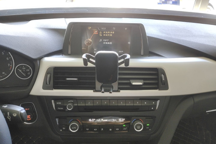 BMW 3 Series GT 2015 #17 BMW 3 Series GT 2015 car image #17