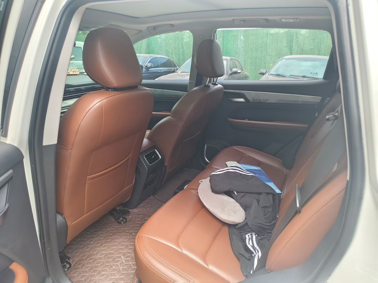 GEELY Vision X6 2021 صورة سيارة #5