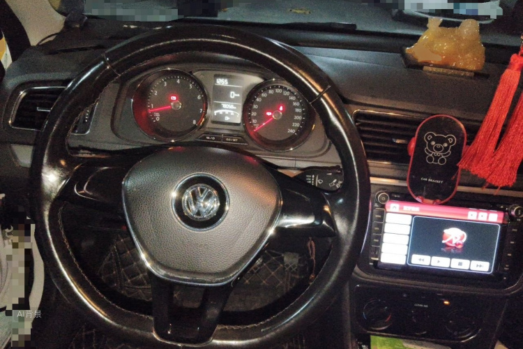 Volkswagen Lavida 2017 car image #12