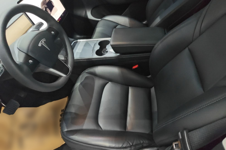 Tesla Model Y 2022 #15 Tesla Model Y 2022 car image #15