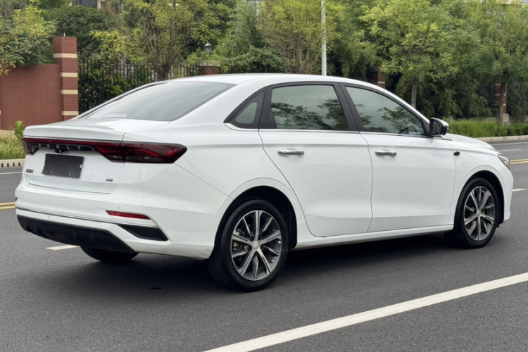 GEELY Emgrand 2024 #5 GEELY Emgrand 2024 immagine di auto #5