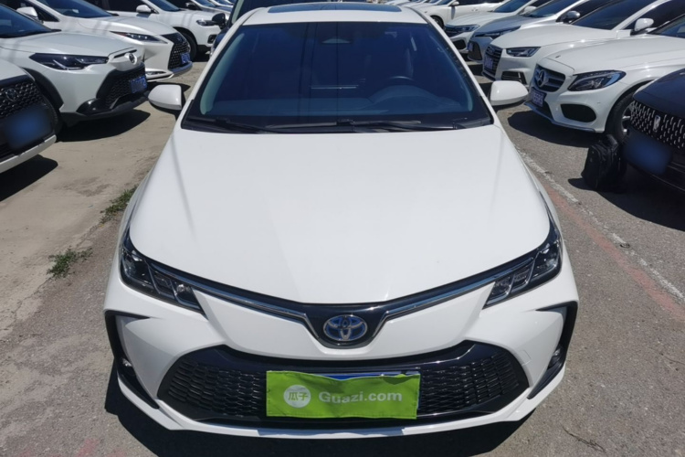 Toyota Corolla 2024 immagine di auto #3