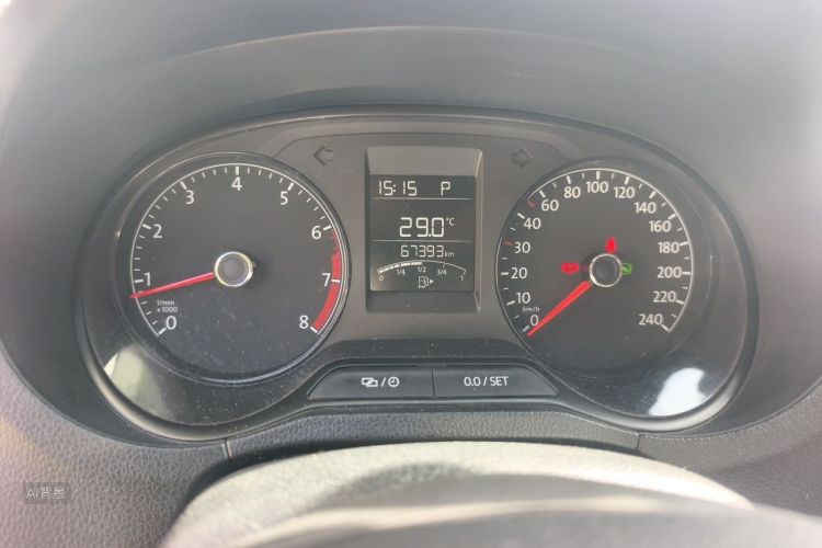 Volkswagen Polo 2019 car image #14