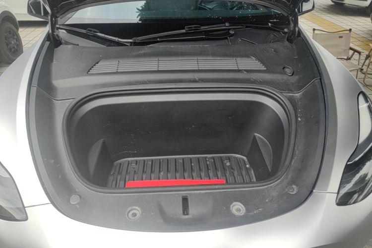 Tesla Model Y 2023 #20 Tesla Model Y 2023 car image #20