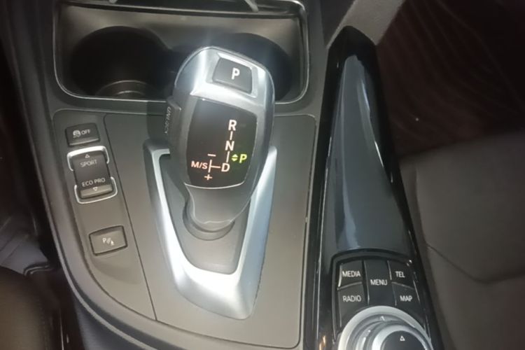 BMW 3 Series 2016 #18 BMW 3 Series 2016 car image #18