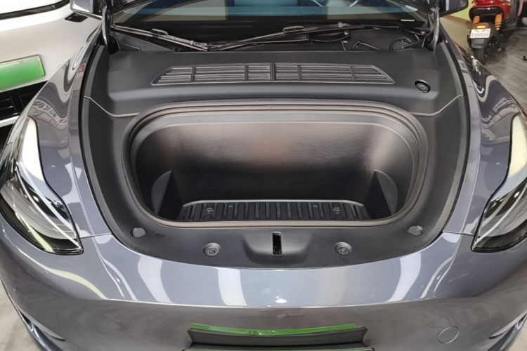 Tesla Model Y 2022 #20 Tesla Model Y 2022 car image #20