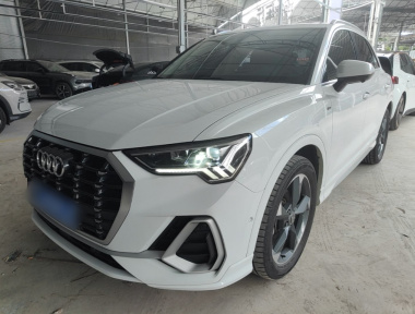 Audi Q3 2023 Audi Q3 2023 car image
