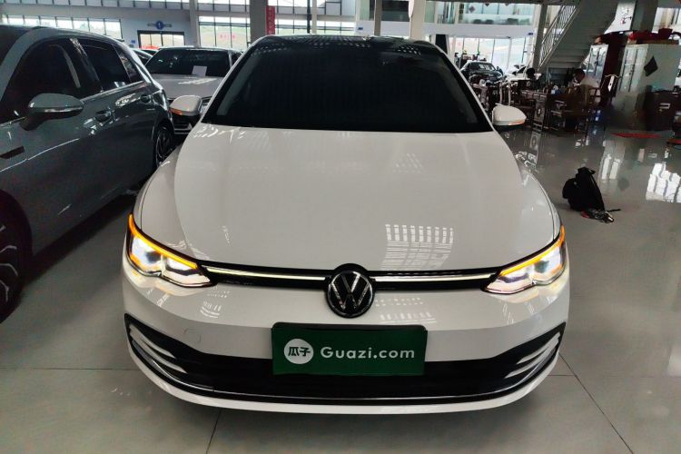 Volkswagen Golf 2020 imagen de coche #3