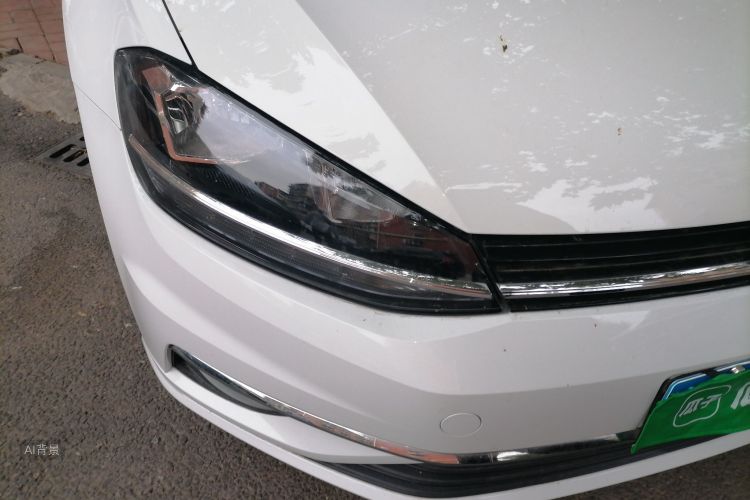 Volkswagen Golf 2019 car image #8