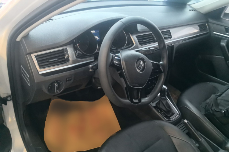 Volkswagen Bora 2017 #10 Volkswagen Bora 2017 car image #10