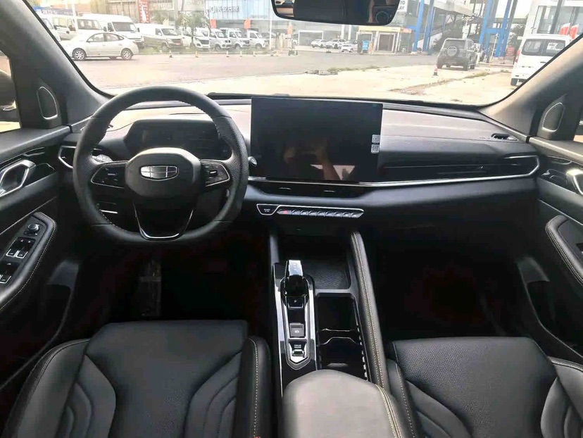 GEELY Coolray 2025 #6 GEELY Coolray 2025 car image #6