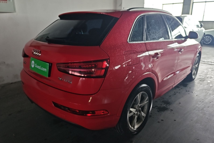 Audi Q3 2017 car image #7