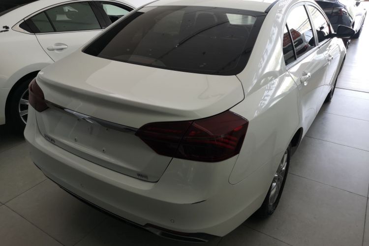 GEELY Emgrand 2020 immagine di auto #7