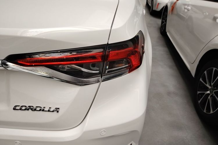 Toyota Corolla 2023 car image #8