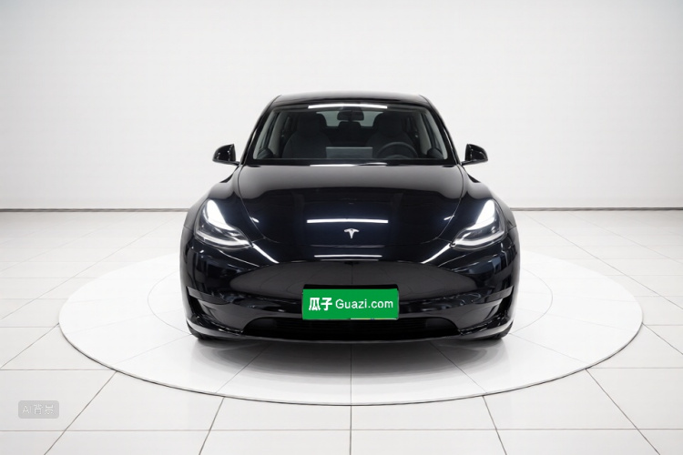 Tesla Model Y 2023 #3 Tesla Model Y 2023 car image #3