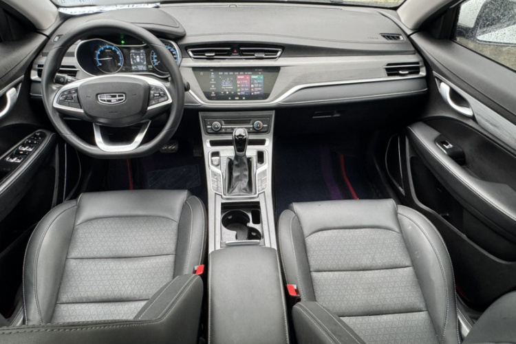 GEELY Emgrand 2020 car image #18