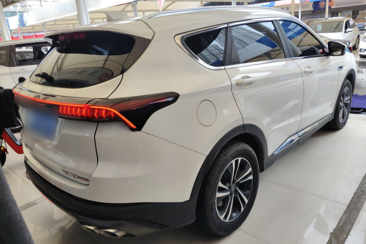 Jetour X70 PLUS 2021 #5 Jetour X70 PLUS 2021 car image #5