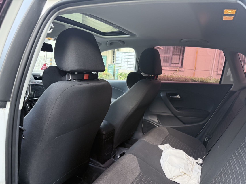 Volkswagen Polo 2018 car image #3