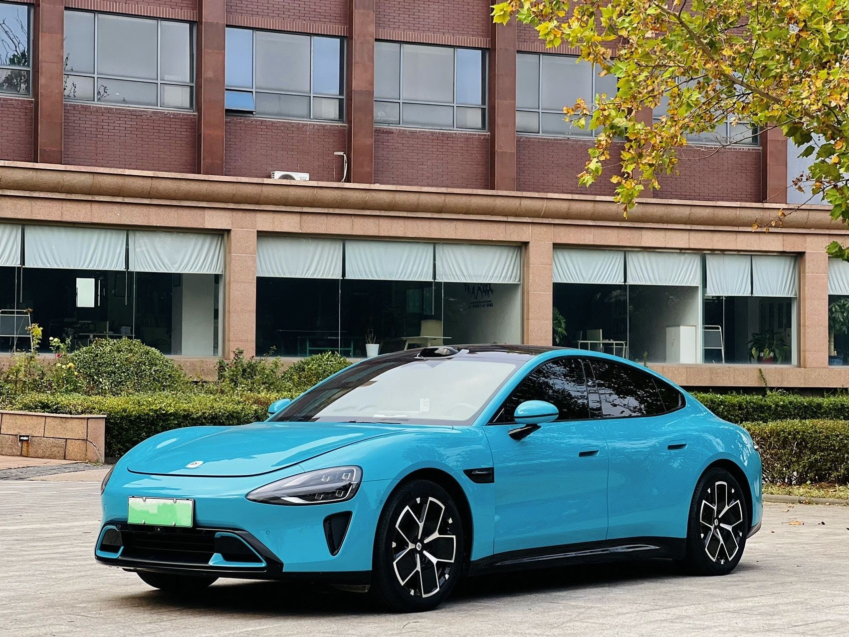MI SU7 2024 car image 