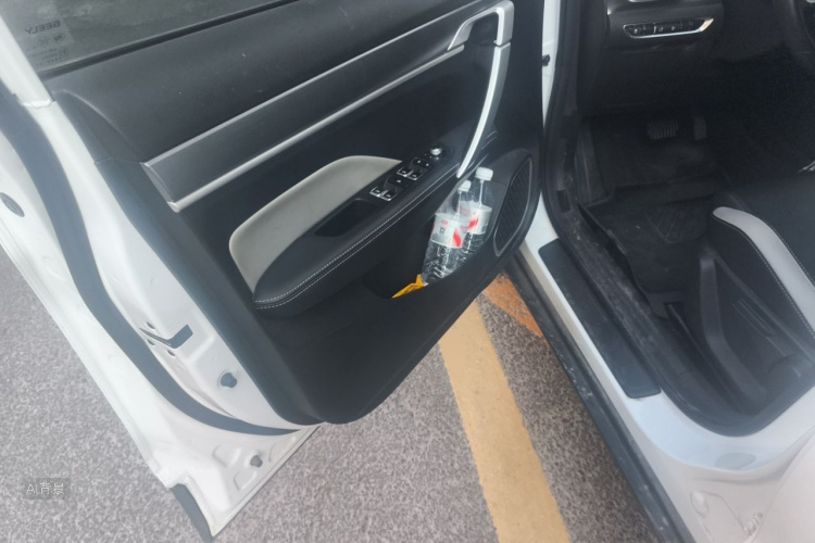 GEELY Coolray 2020 #18 GEELY Coolray 2020 car image #18
