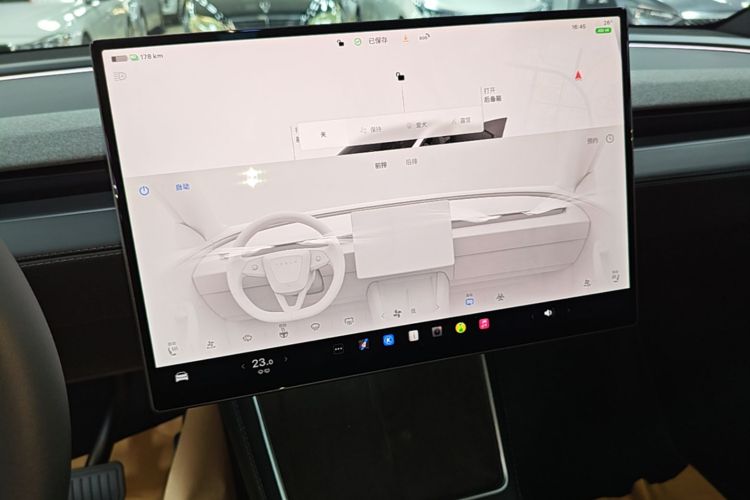 Tesla Model Y 2026 #13 Tesla Model Y 2026 car image #13