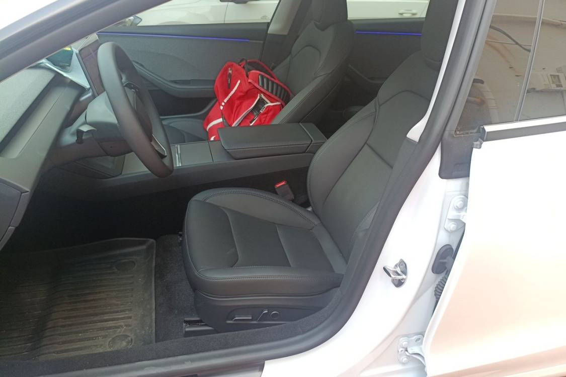 Tesla Model 3 2026 #18 Tesla Model 3 2026 car image #18